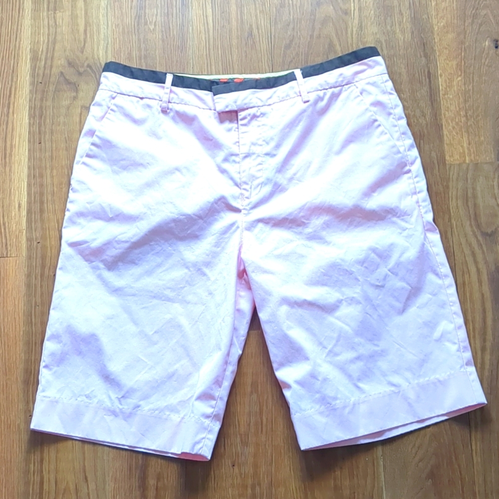 Modern Amusement Shorts 34